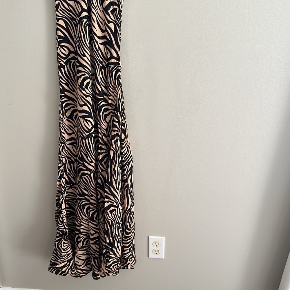 NWT Zebra Print Maxi Slip - Picture 12 of 12